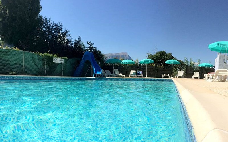 Camping Les Grillons Location Camping Les Grillons à EMBRUN