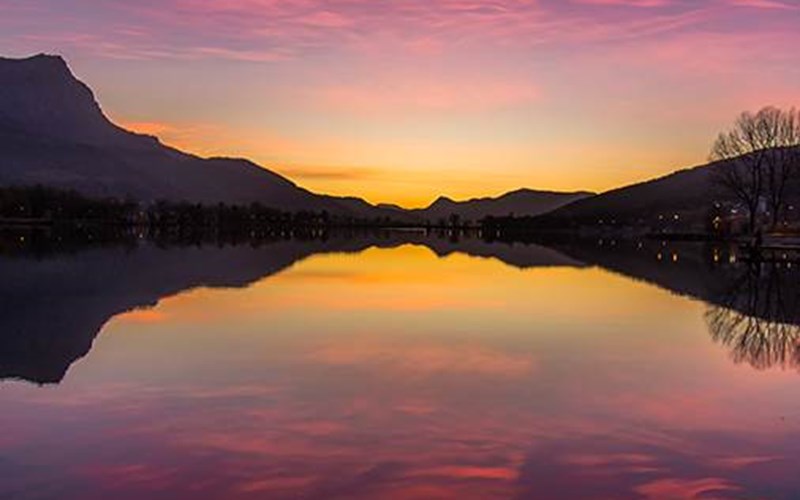 Camping Les Grillons Location Camping Les Grillons à EMBRUN