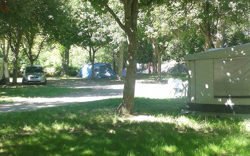 Camping Les Grillons Location Camping Les Grillons à EMBRUN