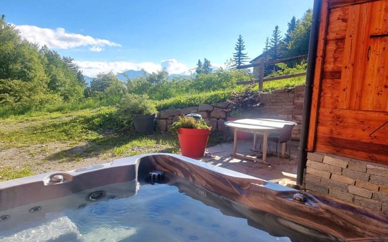 LES CHALETS SHANGRILA Location LES CHALETS SHANGRILA à ST MICHEL DE CHAILLOL