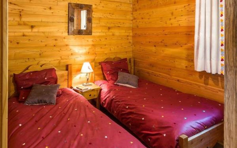 LES CHALETS SHANGRILA Location LES CHALETS SHANGRILA à ST MICHEL DE CHAILLOL