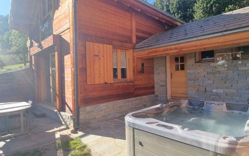 LES CHALETS SHANGRILA Location LES CHALETS SHANGRILA à ST MICHEL DE CHAILLOL