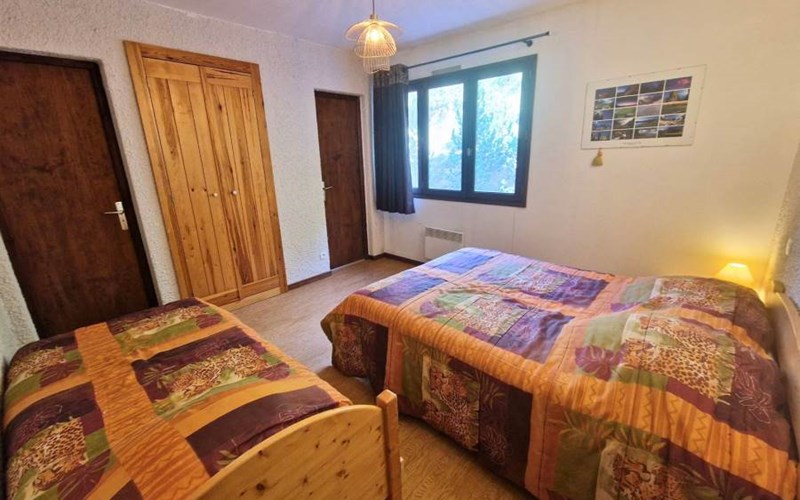 LA LOUZIERE Location LA LOUZIERE à ST MICHEL DE CHAILLOL