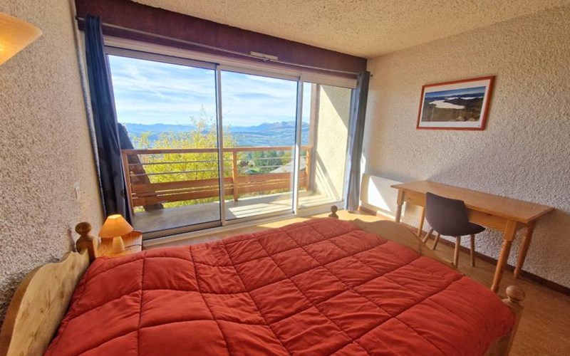 LA LOUZIERE Location LA LOUZIERE à ST MICHEL DE CHAILLOL