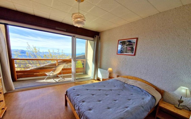 LA LOUZIERE Location LA LOUZIERE à ST MICHEL DE CHAILLOL