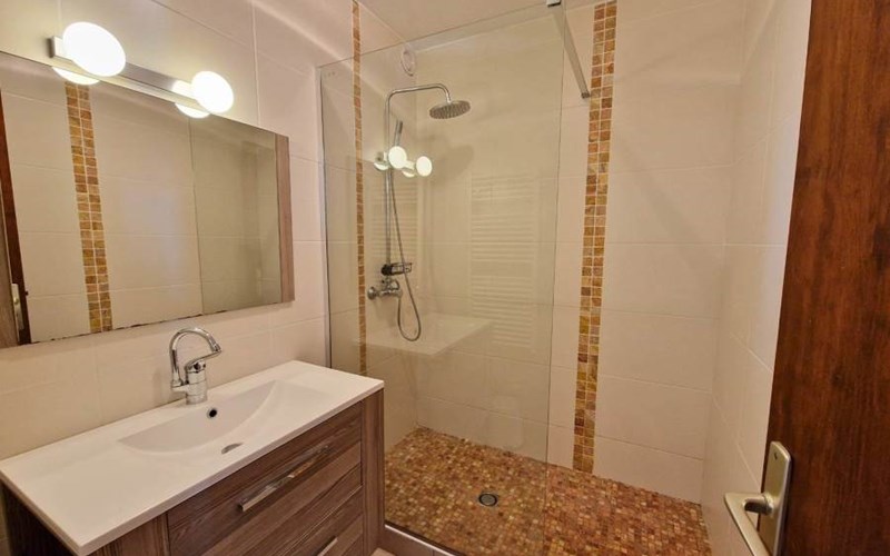 LA LOUZIERE Location LA LOUZIERE à ST MICHEL DE CHAILLOL