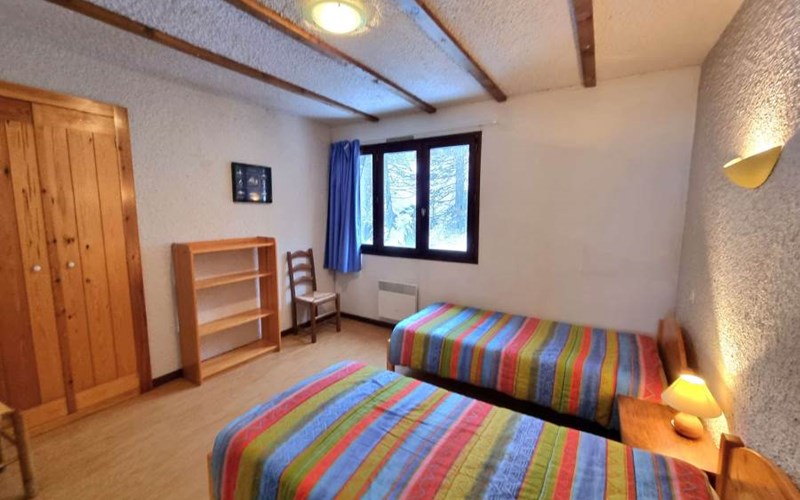 LA LOUZIERE Location LA LOUZIERE à ST MICHEL DE CHAILLOL