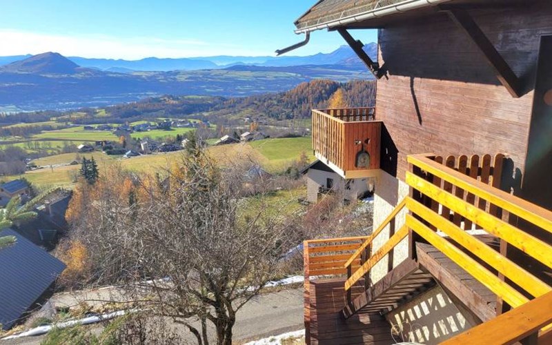 RDC CHALET 64 Location RDC CHALET 64 à ST MICHEL DE CHAILLOL