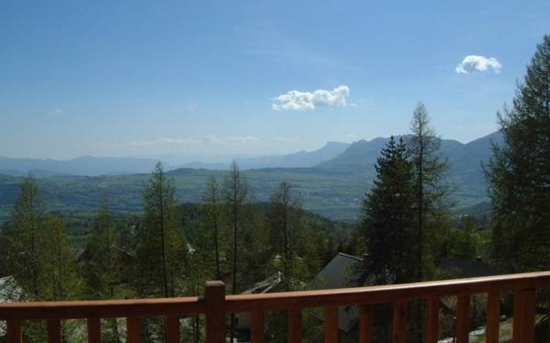 Location LES CHALETS DU TOUROND à ST MICHEL DE CHAILLOL