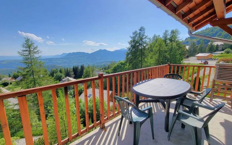 LES CHALETS DU TOUROND Location LES CHALETS DU TOUROND à ST MICHEL DE CHAILLOL