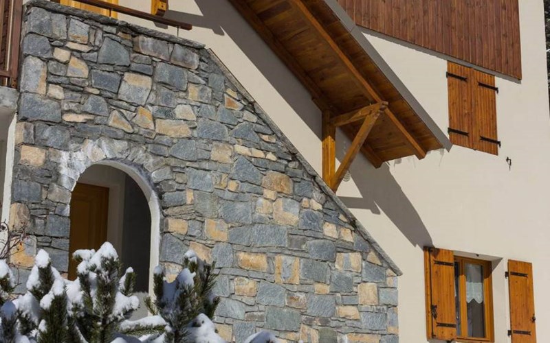 LES CHALETS DU TOUROND Location LES CHALETS DU TOUROND à ST MICHEL DE CHAILLOL