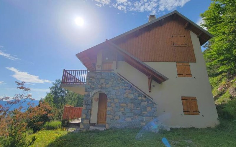 LES CHALETS DU TOUROND Location LES CHALETS DU TOUROND à ST MICHEL DE CHAILLOL