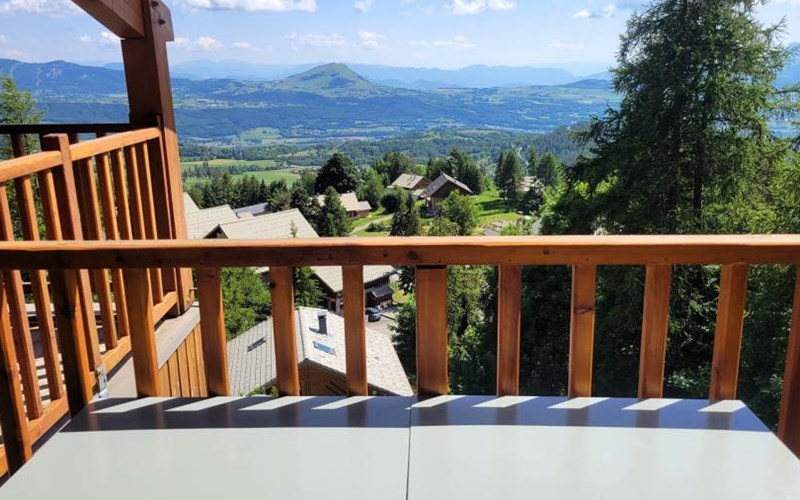 LES CHALETS DU TOUROND Location LES CHALETS DU TOUROND à ST MICHEL DE CHAILLOL