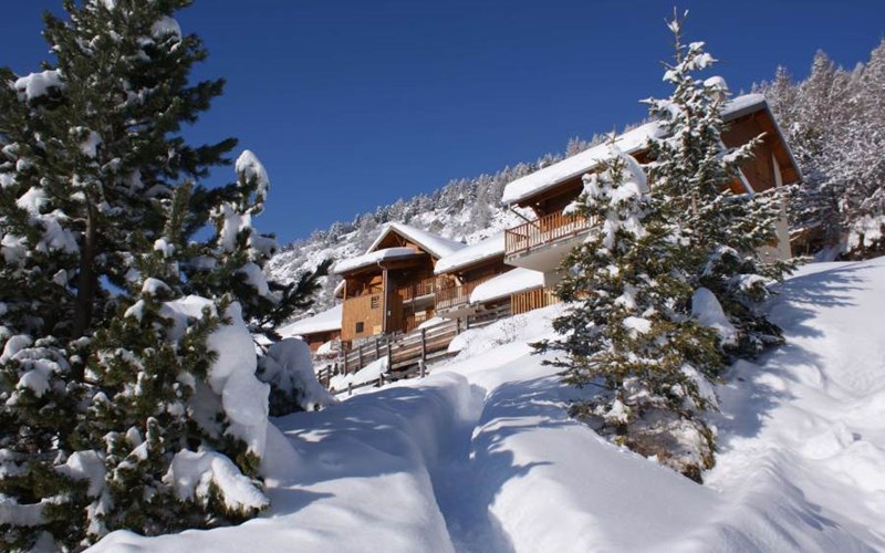 LES CHALETS DU TOUROND Location LES CHALETS DU TOUROND à ST MICHEL DE CHAILLOL