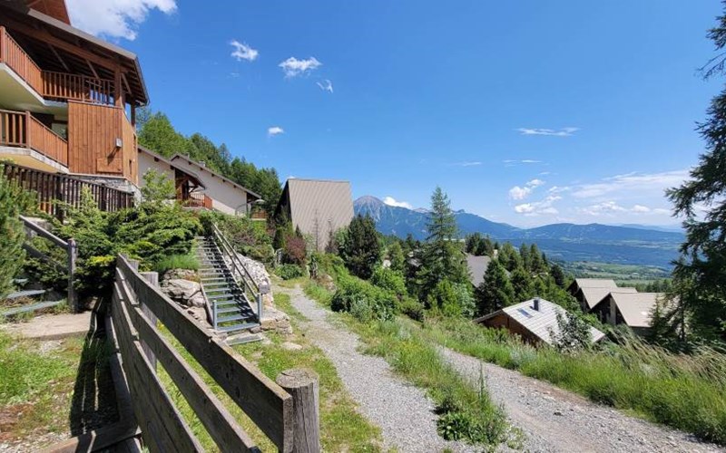 LES CHALETS DU TOUROND Location LES CHALETS DU TOUROND à ST MICHEL DE CHAILLOL