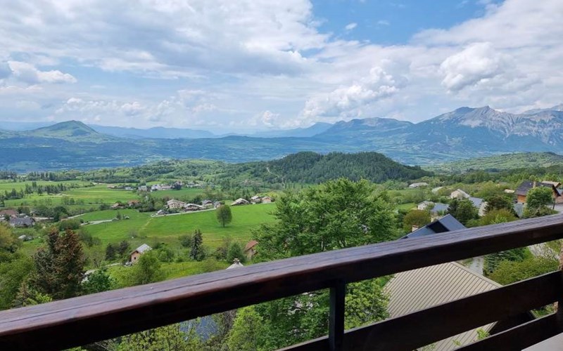 ANEMONES Location ANEMONES à ST MICHEL DE CHAILLOL