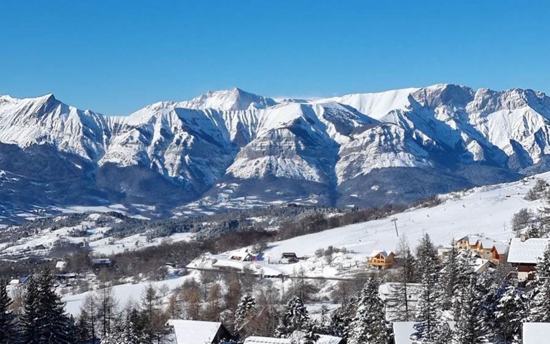 MALCROS Location MALCROS à ST MICHEL DE CHAILLOL