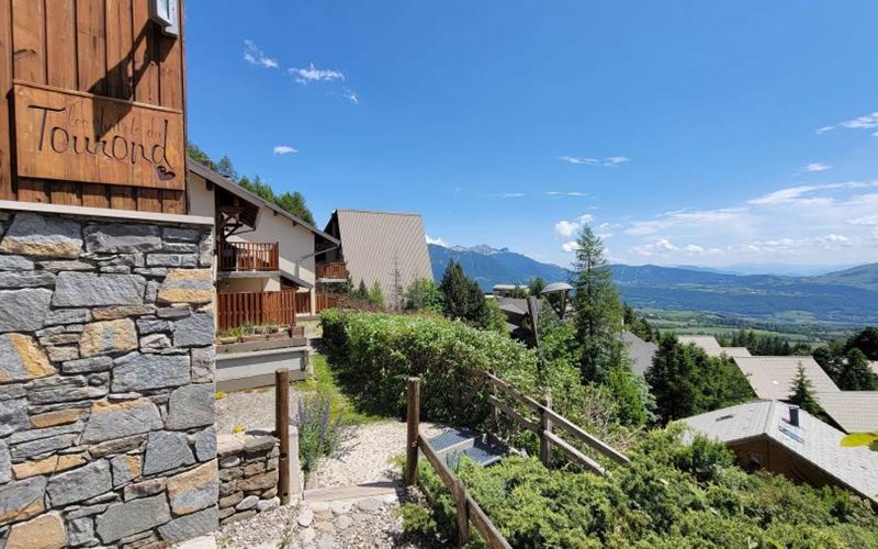 LES CHALETS DU TOUROND Location LES CHALETS DU TOUROND à ST MICHEL DE CHAILLOL