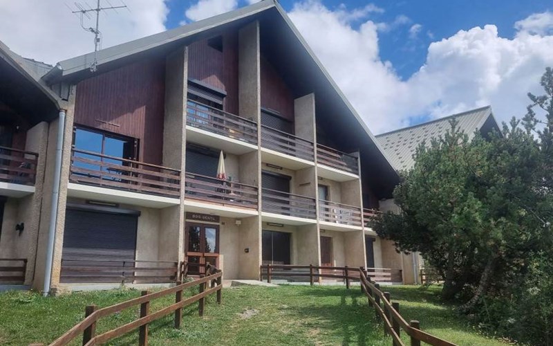 BOIS GENTIL Location BOIS GENTIL à ST MICHEL DE CHAILLOL