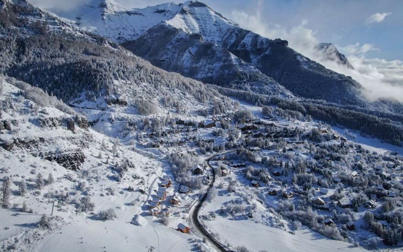 BOIS GENTIL Location BOIS GENTIL à ST MICHEL DE CHAILLOL