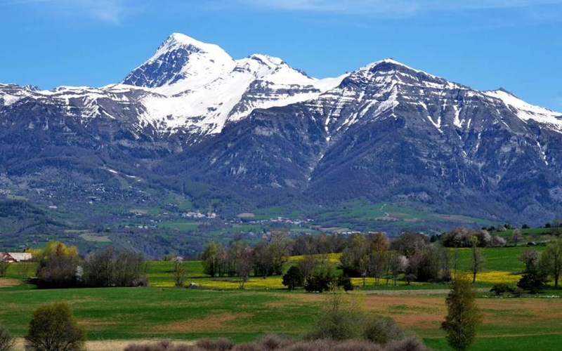 Location LE ROUERGUE à ST MICHEL DE CHAILLOL