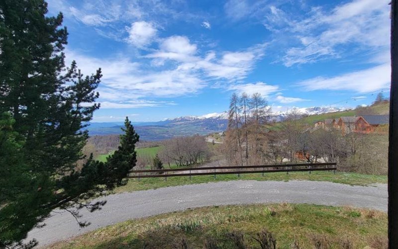 LOU RIOU Location LOU RIOU à ST MICHEL DE CHAILLOL