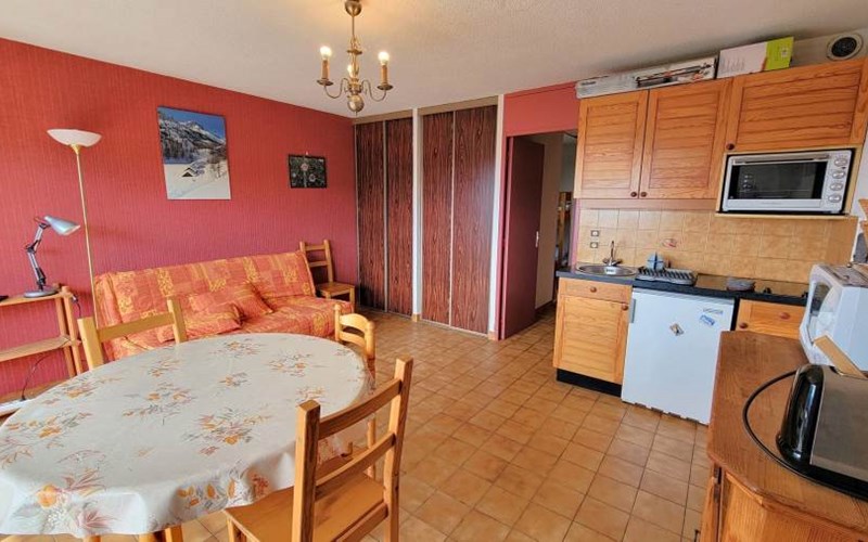 LOU RIOU Location LOU RIOU à ST MICHEL DE CHAILLOL