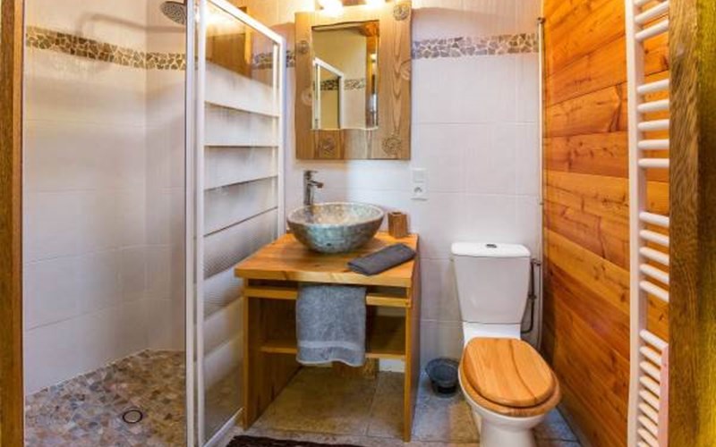 LES CHALETS SHANGRILA Location LES CHALETS SHANGRILA à ST MICHEL DE CHAILLOL