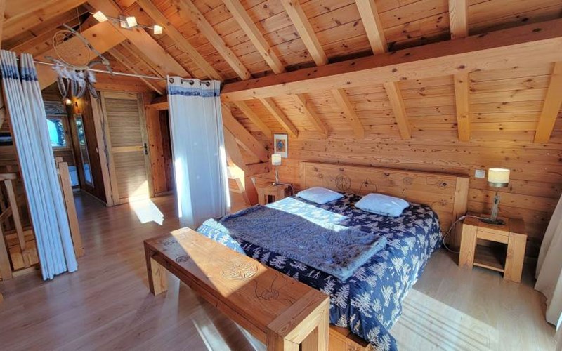 LES CHALETS SHANGRILA Location LES CHALETS SHANGRILA à ST MICHEL DE CHAILLOL