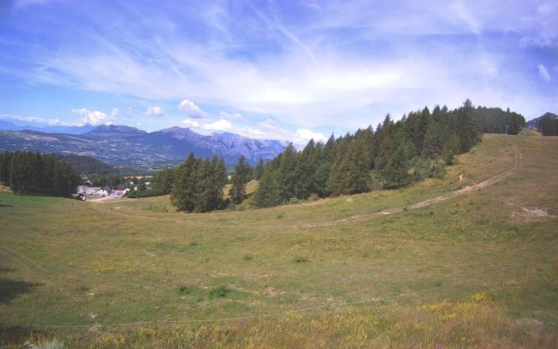 CHARDONS BLEUS Location CHARDONS BLEUS à ST MICHEL DE CHAILLOL