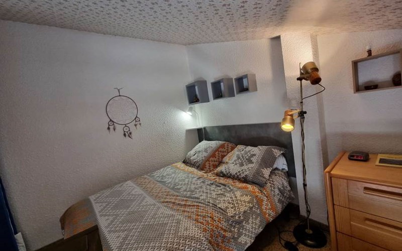 CHARDONS BLEUS Location CHARDONS BLEUS à ST MICHEL DE CHAILLOL