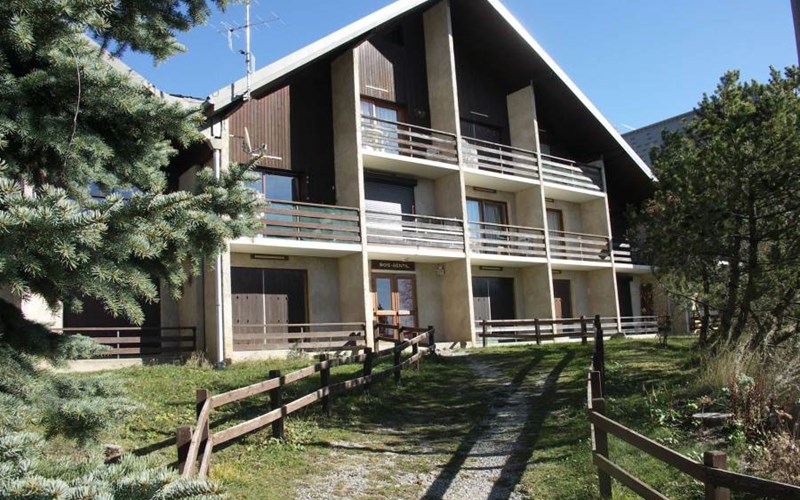 BOIS GENTIL Location BOIS GENTIL à ST MICHEL DE CHAILLOL