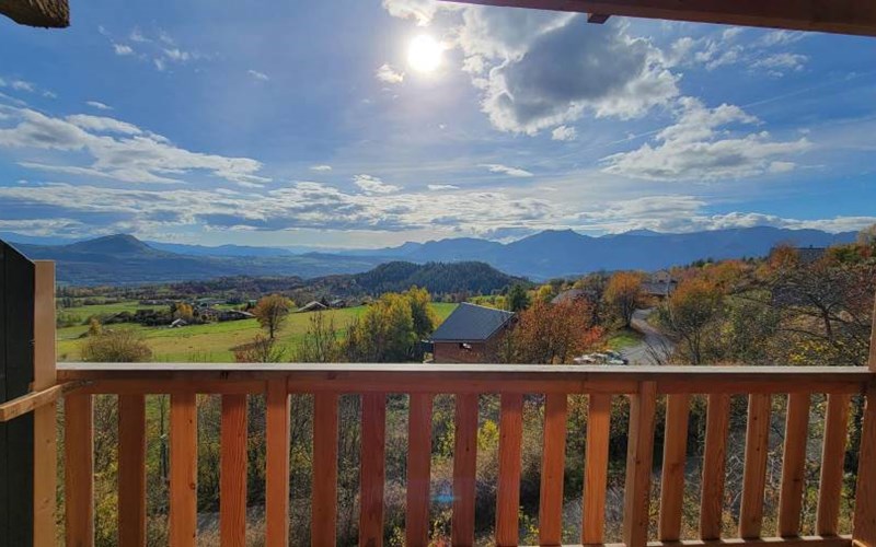 LOU CAÏRE Location LOU CAÏRE à ST MICHEL DE CHAILLOL