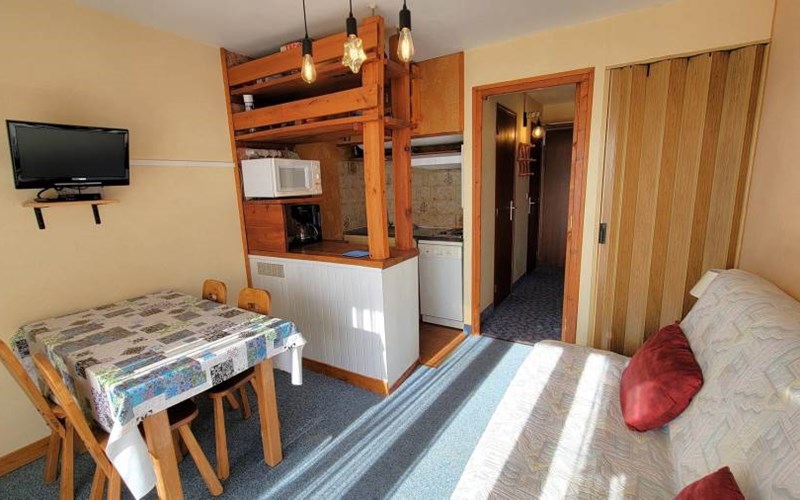 LOU CAÏRE Location LOU CAÏRE à ST MICHEL DE CHAILLOL