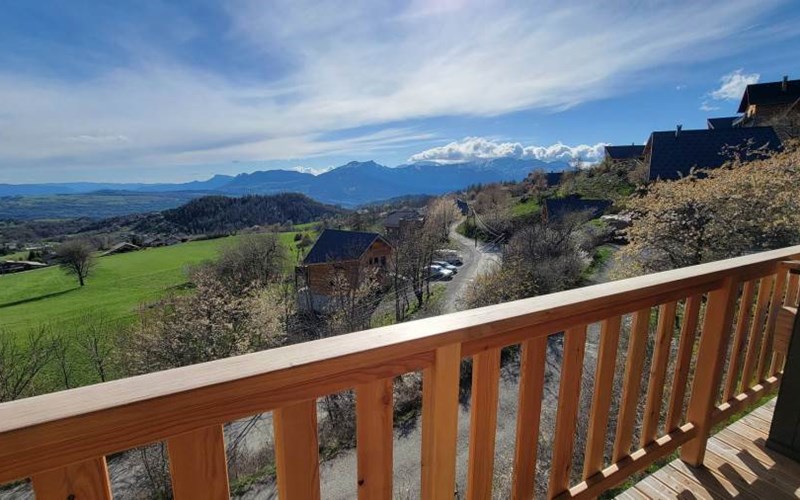 LOU CAÏRE Location LOU CAÏRE à ST MICHEL DE CHAILLOL