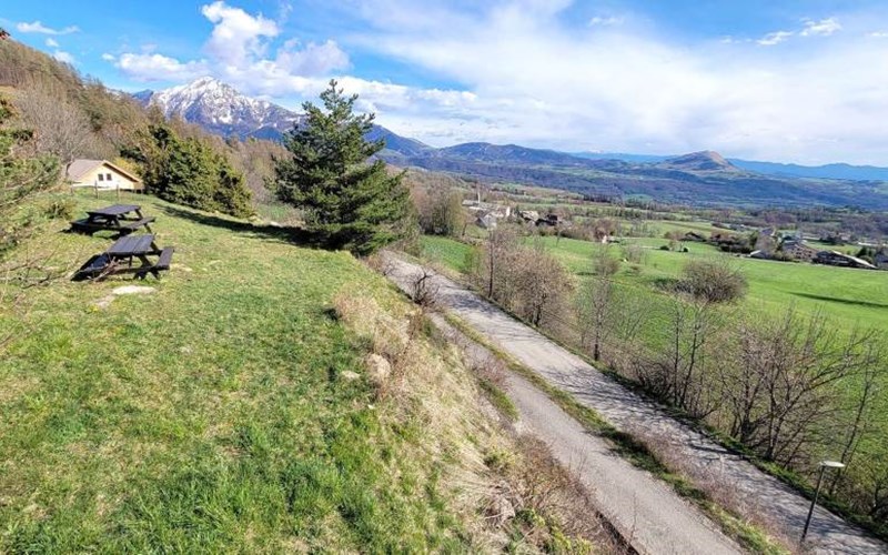 LOU CAÏRE Location LOU CAÏRE à ST MICHEL DE CHAILLOL
