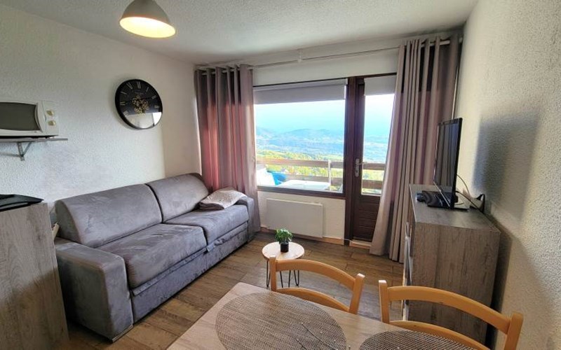 CHARDONS BLEUS Location CHARDONS BLEUS à ST MICHEL DE CHAILLOL