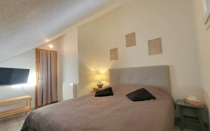 BOIS GENTIL Location BOIS GENTIL à ST MICHEL DE CHAILLOL