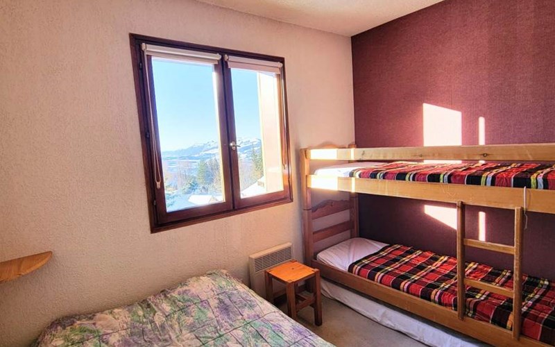 LE SERRE DE L AIGLE Location LE SERRE DE L AIGLE à ST MICHEL DE CHAILLOL