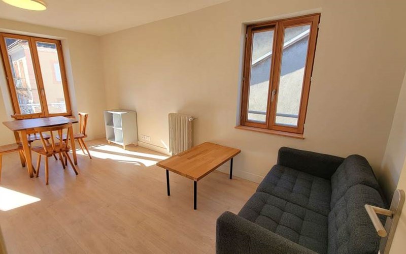 Place Grenette Location Place Grenette à ST BONNET EN CHAMPSAUR