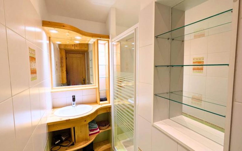 ANCOLIE Location ANCOLIE à ST MICHEL DE CHAILLOL