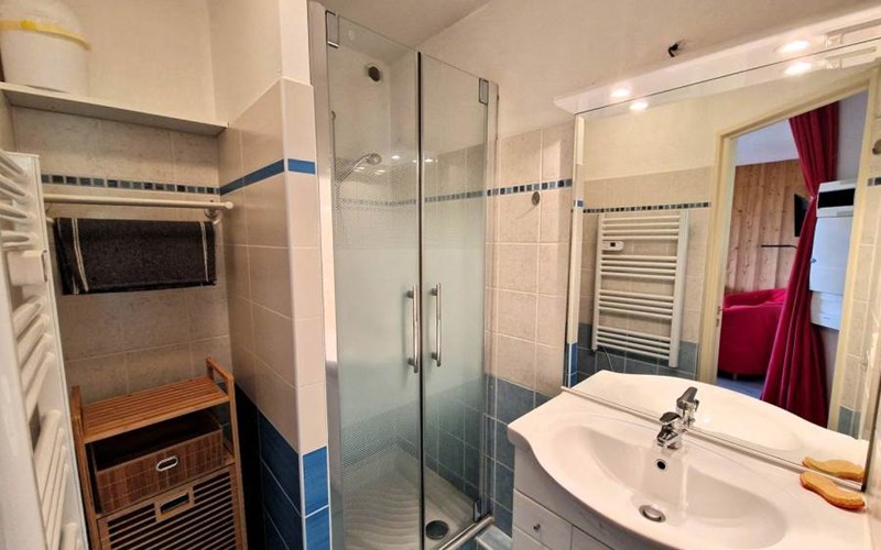 L'OMEGA Location L'OMEGA à ST MICHEL DE CHAILLOL