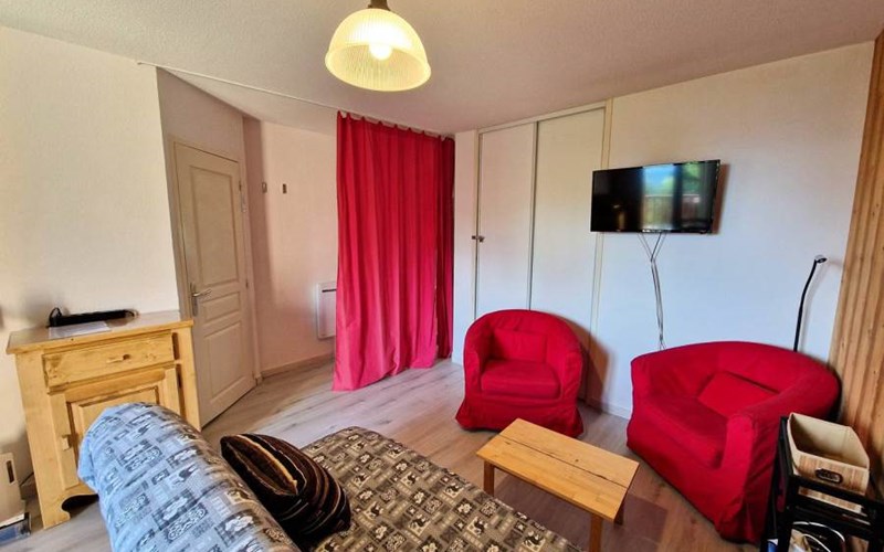 L'OMEGA Location L'OMEGA à ST MICHEL DE CHAILLOL