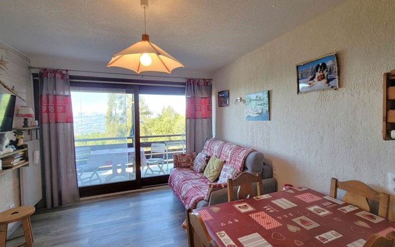 LOU RIOU Location LOU RIOU à ST MICHEL DE CHAILLOL