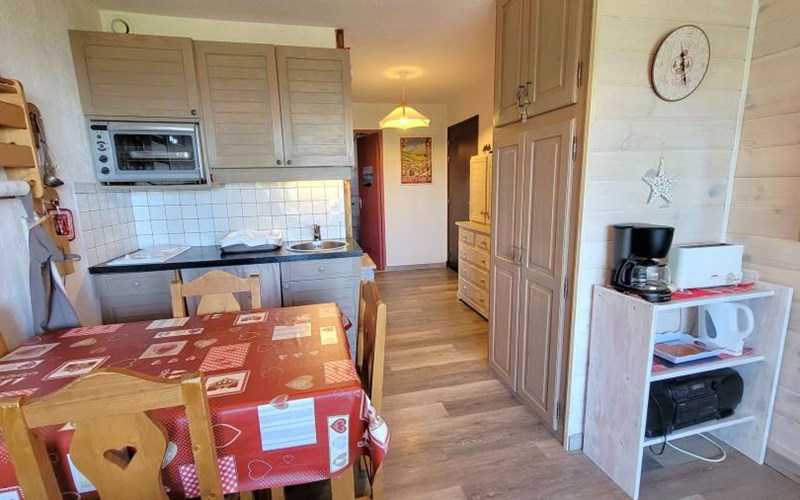 LOU RIOU Location LOU RIOU à ST MICHEL DE CHAILLOL