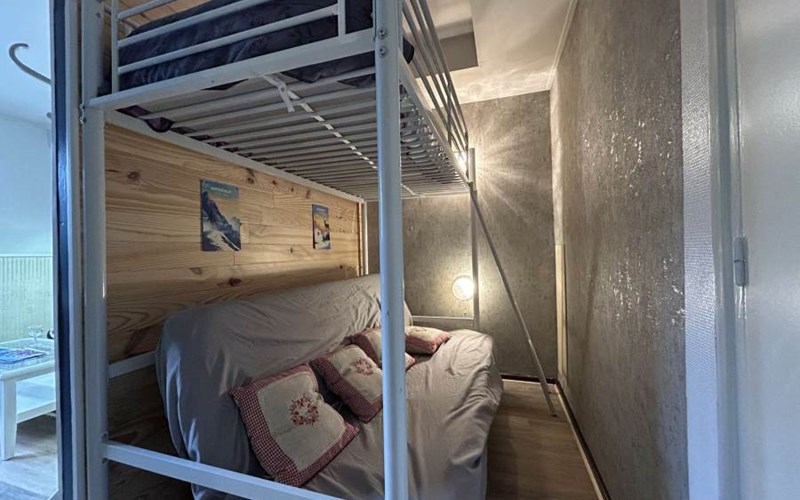 BOIS D'AUROUZE COSTEBELLE Location BOIS D'AUROUZE COSTEBELLE à SUPERDEVOLUY