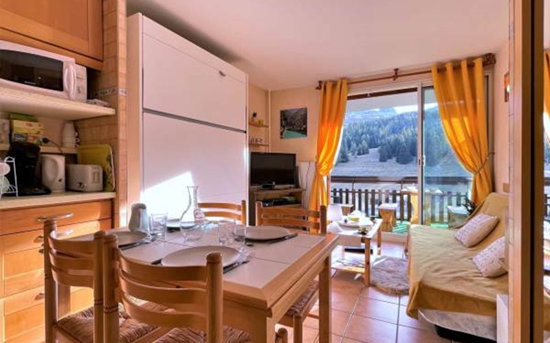 BOIS D'AUROUZE COSTEBELLE Location BOIS D'AUROUZE COSTEBELLE à SUPERDEVOLUY