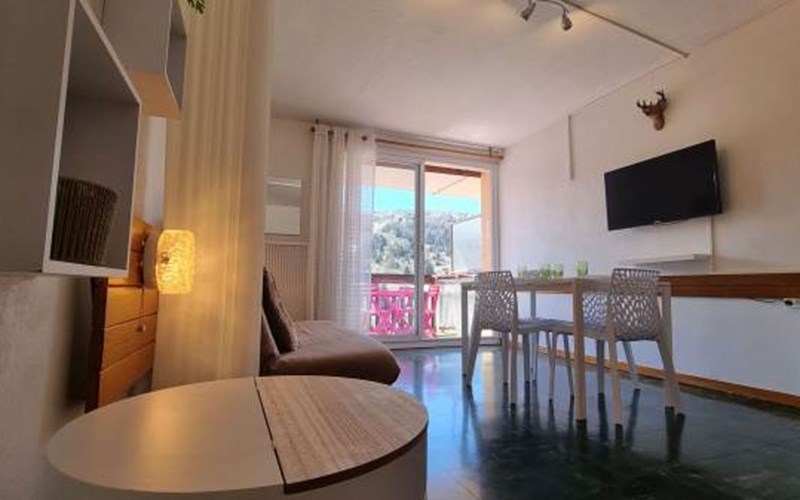 BOIS D'AUROUZE COSTEBELLE Location BOIS D'AUROUZE COSTEBELLE à SUPERDEVOLUY