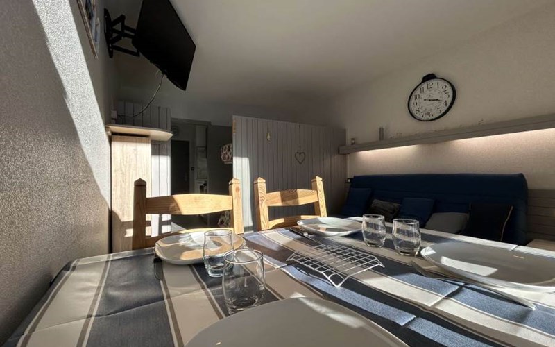 BOIS D'AUROUZE COSTEBELLE Location BOIS D'AUROUZE COSTEBELLE à SUPERDEVOLUY