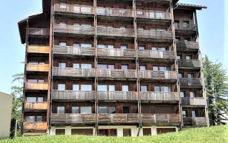 CHALETS SUPERD HELIANTHEME Location CHALETS SUPERD HELIANTHEME à SUPERDEVOLUY